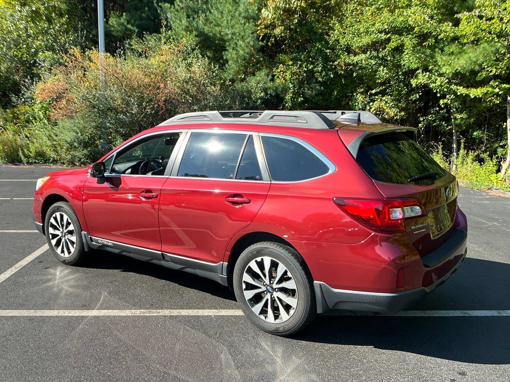 Used 2017 Subaru Outback 2.5i Limited AWD/4WD image 37