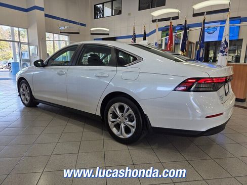 Used 2023 Honda Accord LX image 6