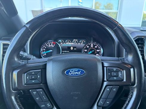 Used 2018 Ford Expedition Limited w/ Equipment Group 302A AWD/4WD image 11