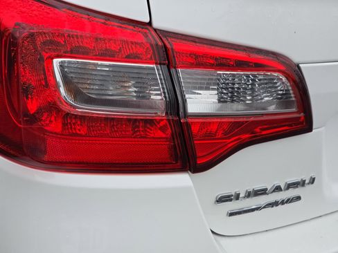 Used 2015 Subaru Legacy 2.5i Premium image 33