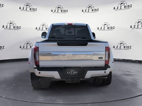 Used 2017 Ford F450 Platinum w/ Platinum Ultimate Package image 5