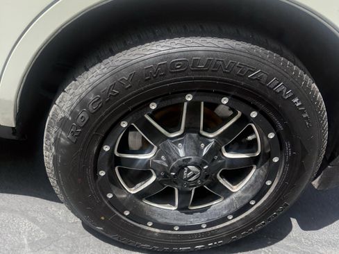 Used 2013 Honda Pilot Touring image 25