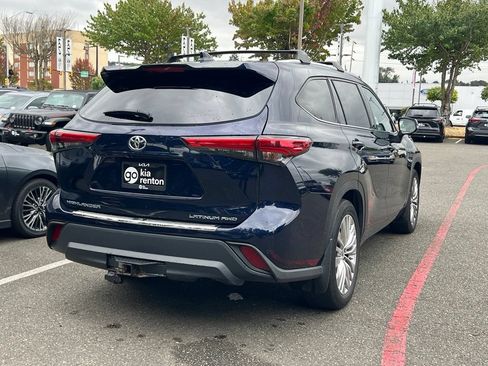 Used 2020 Toyota Highlander Platinum AWD/4WD image 9