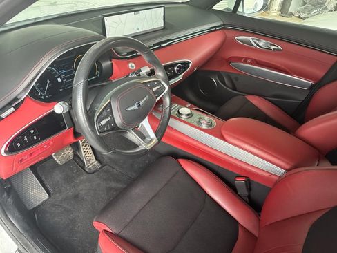 Used 2023 Genesis GV70 2.5T w/ Sport Prestige Package AWD/4WD image 7