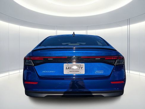 Used 2025 Honda Accord Sport image 4