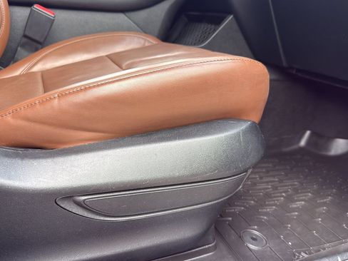 Used 2020 Lincoln Aviator Reserve RWD image 22