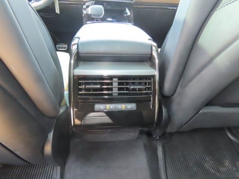 Used 2025 Land Rover Range Rover Sport Dynamic SE AWD/4WD image 20