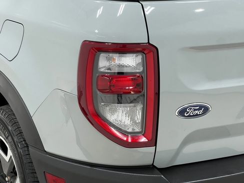 Used 2021 Ford Bronco Sport Outer Banks w/ Outer Banks Package AWD/4WD image 35