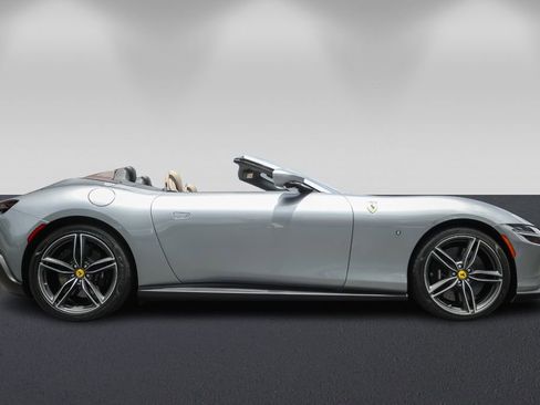 Certified 2024 Ferrari Roma Spider RWD image 2