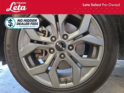 Used 2024 Kia Seltos LX AWD/4WD image 14