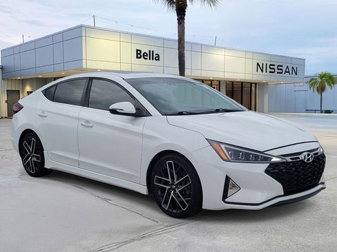Used 2020 Hyundai Elantra Sport w/ Premium Package 02 FWD image 8