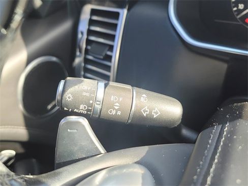 Used 2022 Land Rover Range Rover Autobiography image 15