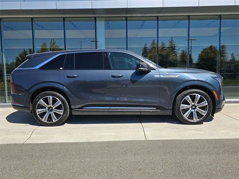 New 2025 Cadillac Escalade IQ Luxury 2 image 6