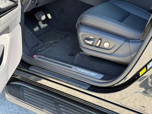 New 2026 Lexus LX 700h Luxury image 19