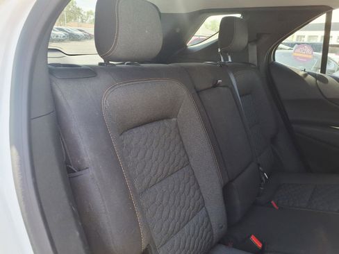 Used 2019 Chevrolet Equinox LT image 15