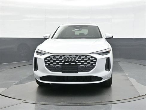New 2025 Audi Q5 Premium Plus image 2