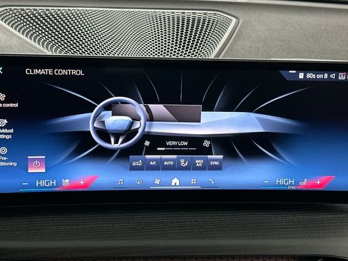 Used 2025 BMW 330i xDrive 330i xDrive w/ Convenience Package image 20