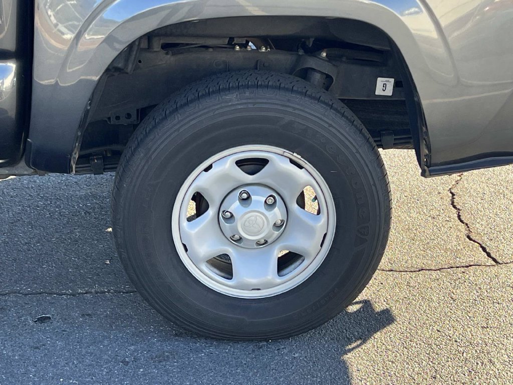 Used 2023 Toyota Tacoma SR AWD/4WD image 13