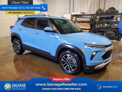 Used 2024 Chevrolet TrailBlazer LT w/ Convenience Package FWD image 5