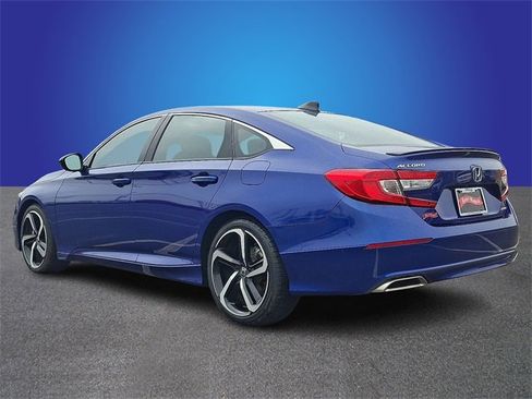 Used 2021 Honda Accord Sport image 6