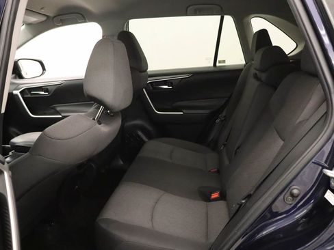 Used 2024 Toyota RAV4 XLE FWD image 17