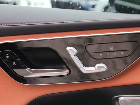 Certified 2025 Mercedes-Benz GLC 350e 4MATIC image 11