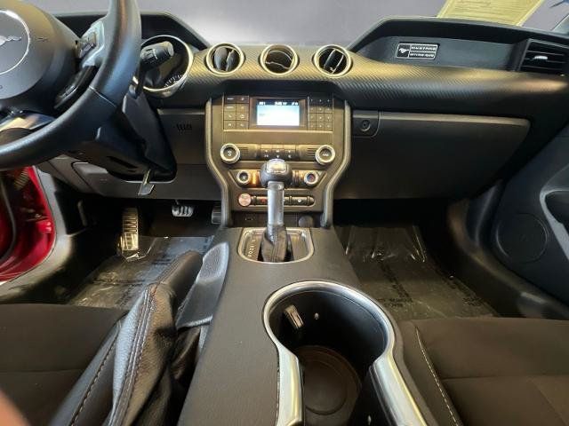 Certified 2020 Ford Mustang Coupe RWD image 3