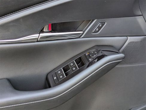 Used 2025 MAZDA CX-30 AWD 2.5 S w/ Preferred Package image 16