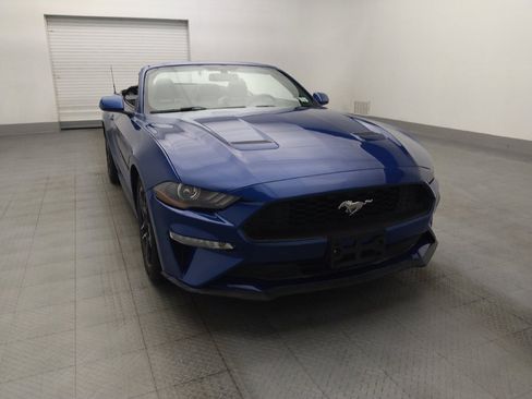 Used 2018 Ford Mustang Premium RWD image 14
