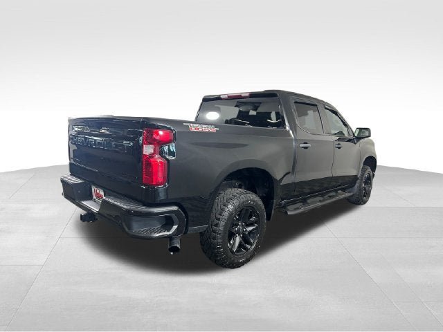 Used 2023 Chevrolet Silverado 1500 Custom Trail Boss w/ LPO, Dark Essentials Package AWD/4WD image 6