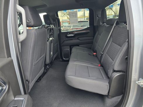 Used 2023 Chevrolet Silverado 1500 LT image 11