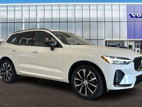 Used 2025 Volvo XC60 B5 Plus AWD/4WD image 1