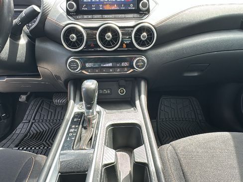 Certified 2022 Nissan Sentra SR w/ Electronics Package FWD image 21