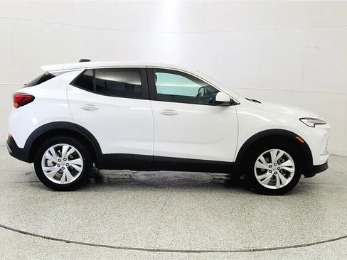 Used 2025 Buick Encore GX Preferred FWD image 8