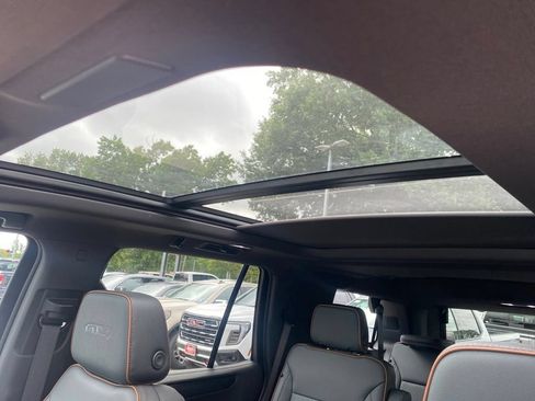 New 2026 GMC Yukon AT4 w/ AT4 Premium Package AWD/4WD image 34