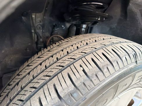 Used 2025 Toyota RAV4 XLE w/ Convenience Package image 12