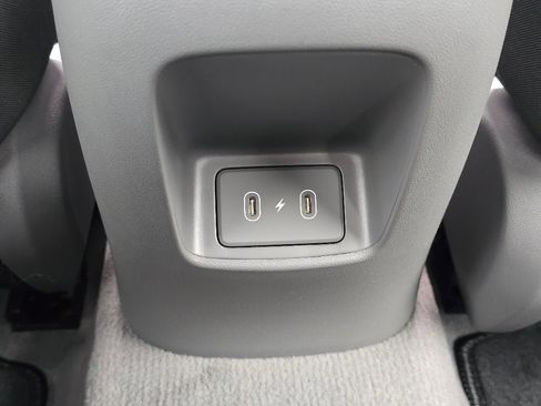 New 2025 Hyundai Elantra SEL image 24