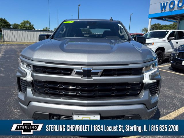 Used 2023 Chevrolet Silverado 1500 RST w/ Z71 Off-Road Package AWD/4WD image 8