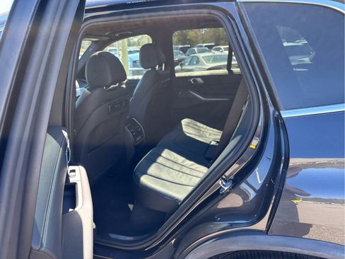 Used 2019 BMW X5 xDrive40i AWD/4WD image 26