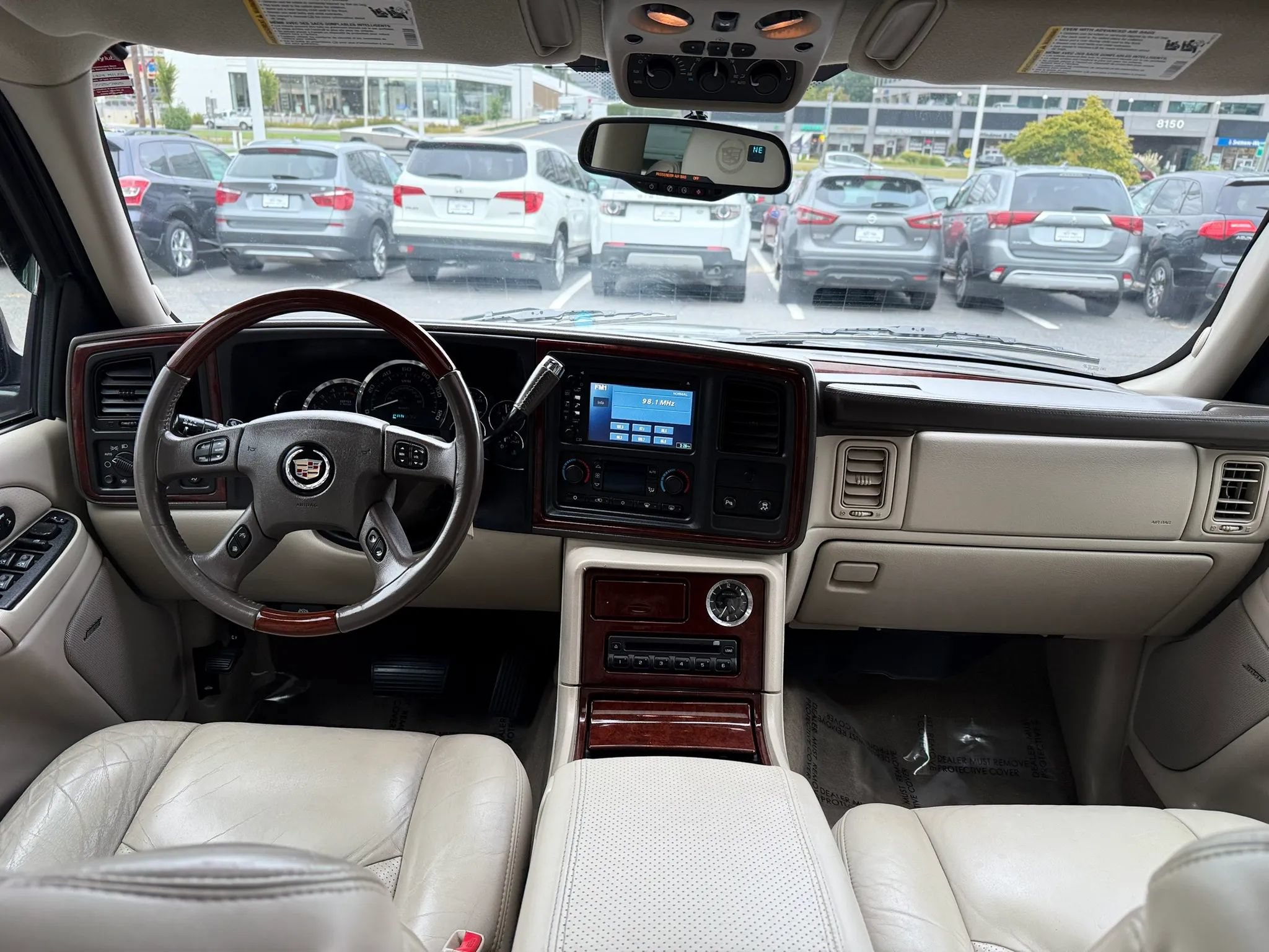 Used 2005 Cadillac Escalade AWD image 11