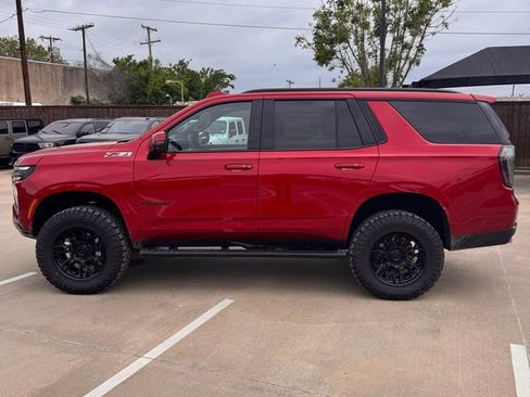 Used 2026 Chevrolet Tahoe Z71 w/ Comfort Package image 4