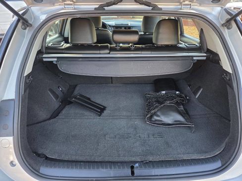 Used 2012 Lexus CT 200h Premium image 9