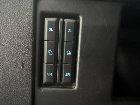 Used 2019 Ford Expedition Limited w/ Equipment Group 302A AWD/4WD image 33