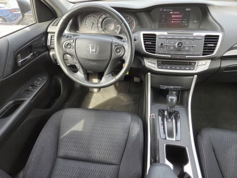 Used 2014 Honda Accord Sport image 7
