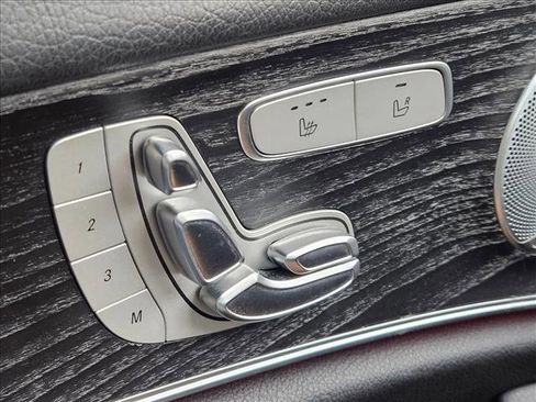 Used 2018 Mercedes-Benz E 300 image 13