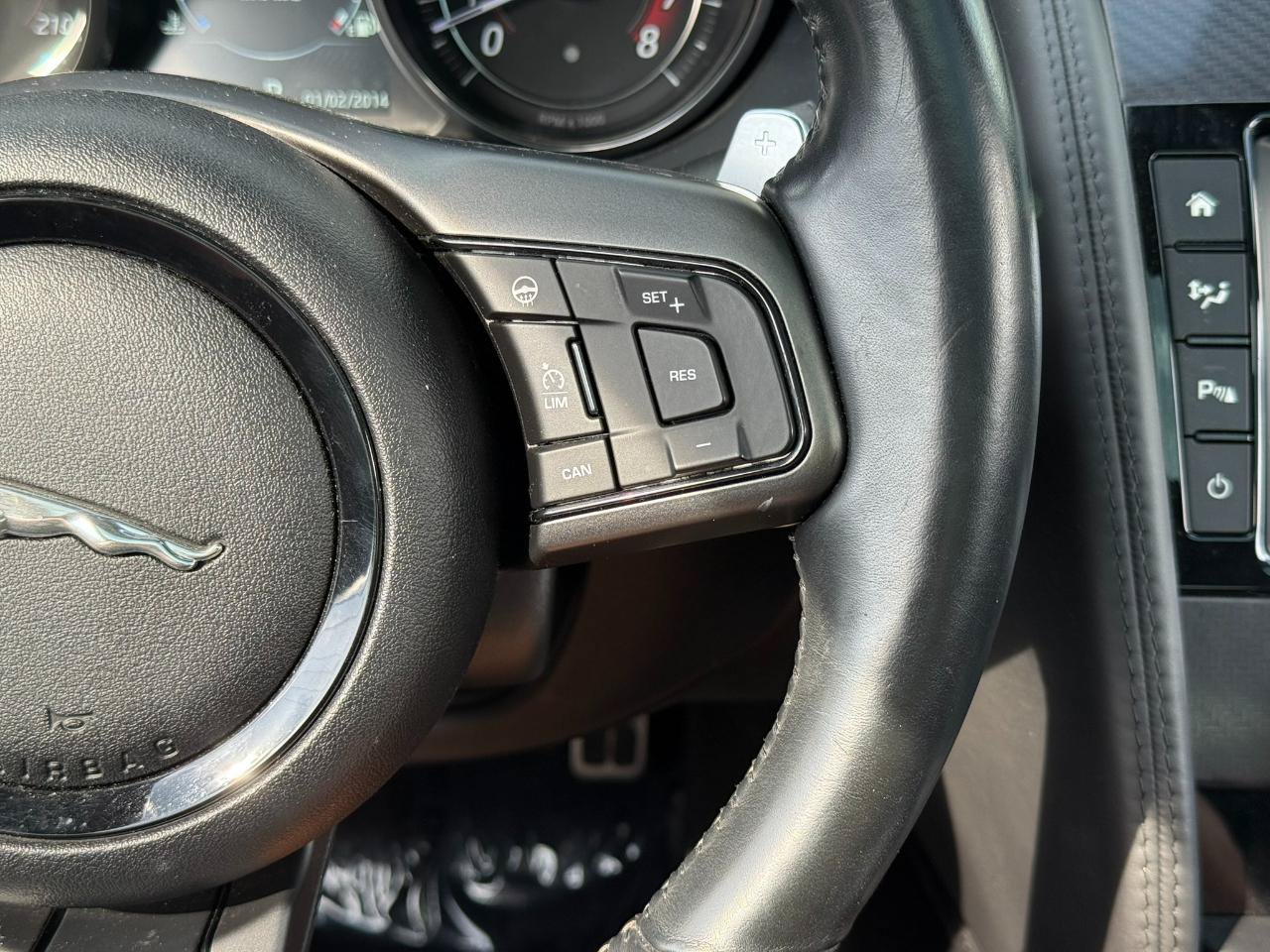 Used 2016 Jaguar F-TYPE R AWD/4WD image 18