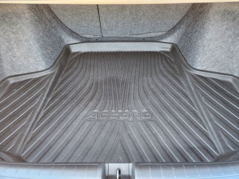 Used 2022 Honda Accord Sport image 35