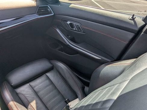 Used 2019 BMW 330i Sedan w/ Premium Package RWD image 16