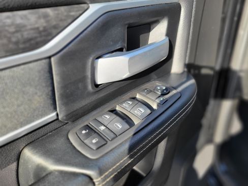 Used 2022 RAM 2500 Big Horn w/ Level C Equiment Group image 30