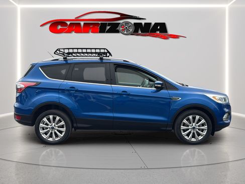 Used 2017 Ford Escape Titanium AWD/4WD image 4